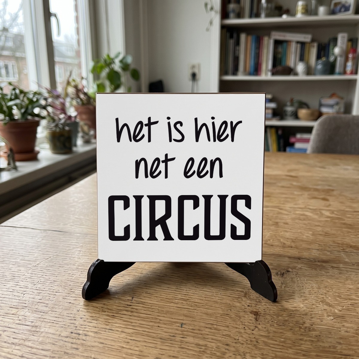 Chateau Meiland quote wit 03, houten onderzetter op de standaard (de standaard is apart verkrijgbaar)
