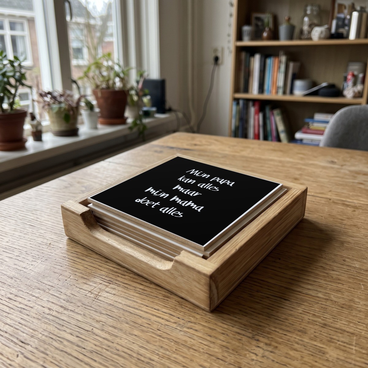 Vader dag quote 14 NL, houten onderzetter in het houten bakje (het houten bakje is apart verkrijgbaar)
