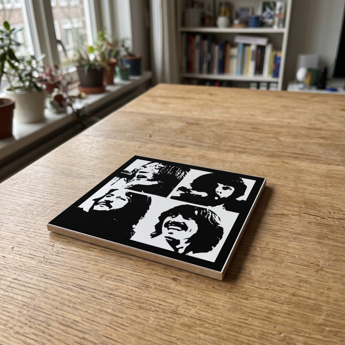 Vintage zwart wit 001, gedrukt op een houten onderzetter